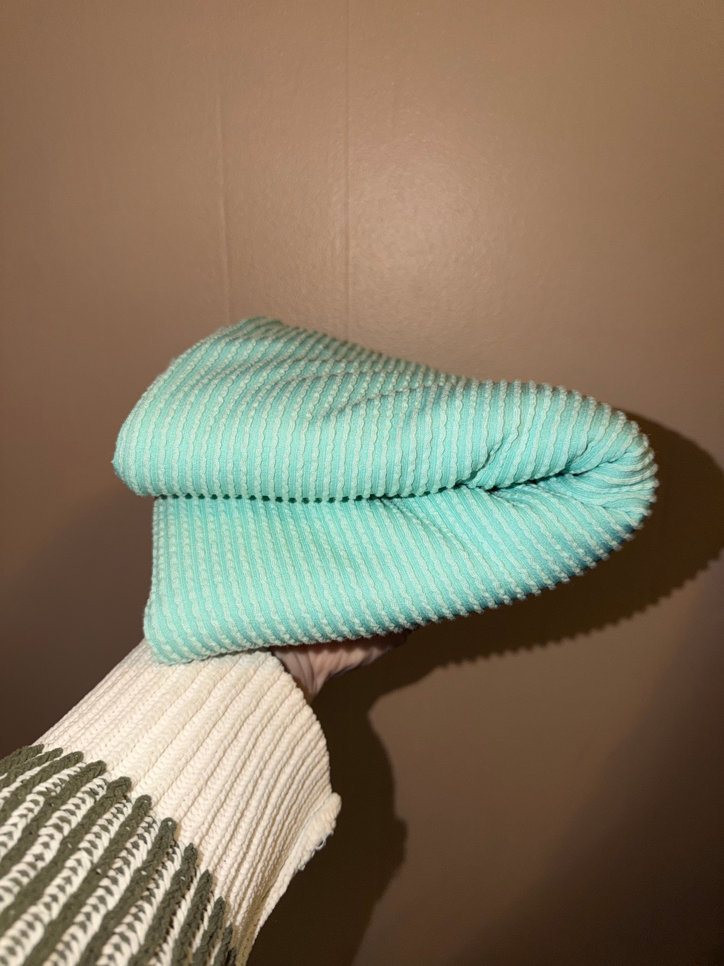 Aqua ribbed